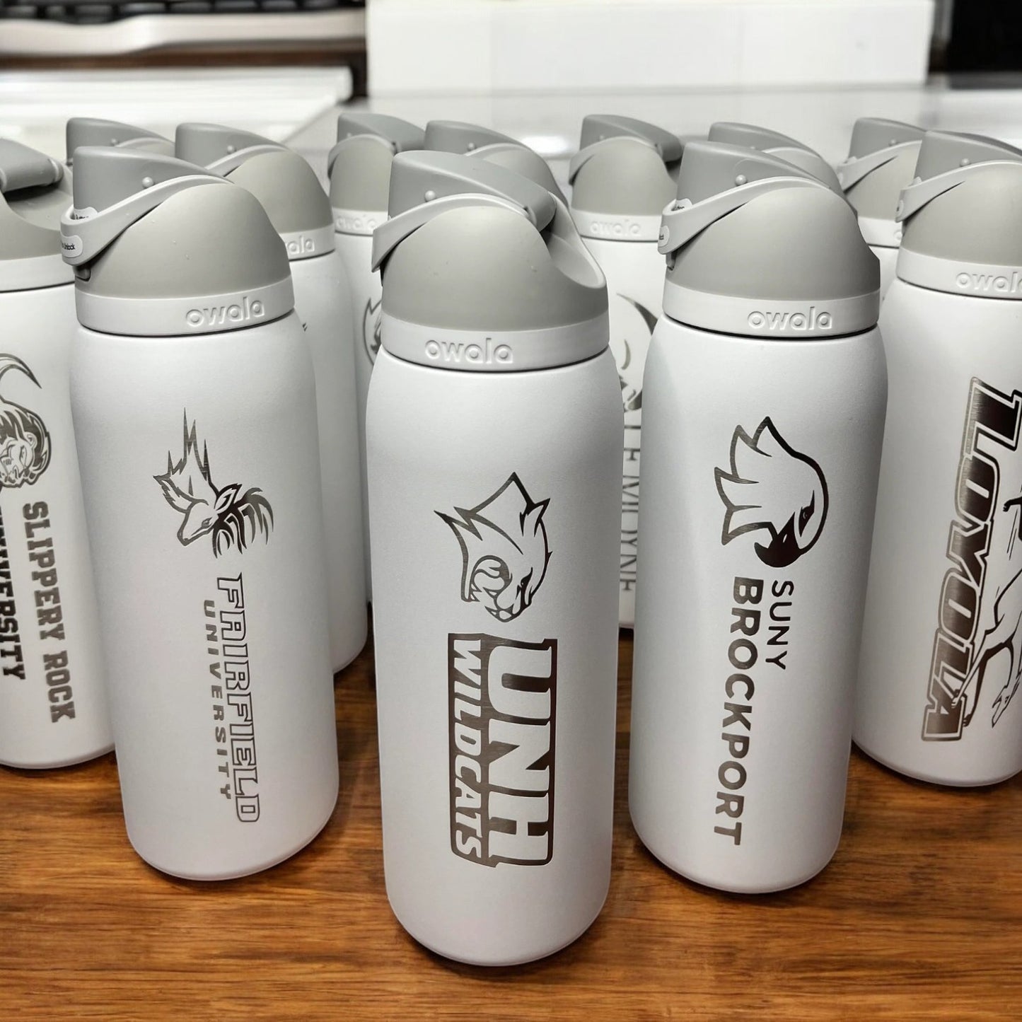 32oz Owala FreeSip Insulated Water Bottles | Personalized Stainless Steel Bottle with Straw | Laser Engraved Custom Bottle for School.